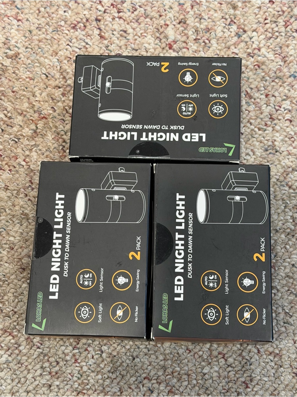 LOHAS LED Dusk to Dawn Night Lights – 3 Packs / 6 Lights Total